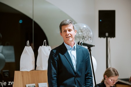 Knjižnica »odprla« nova vrata mladim (2)